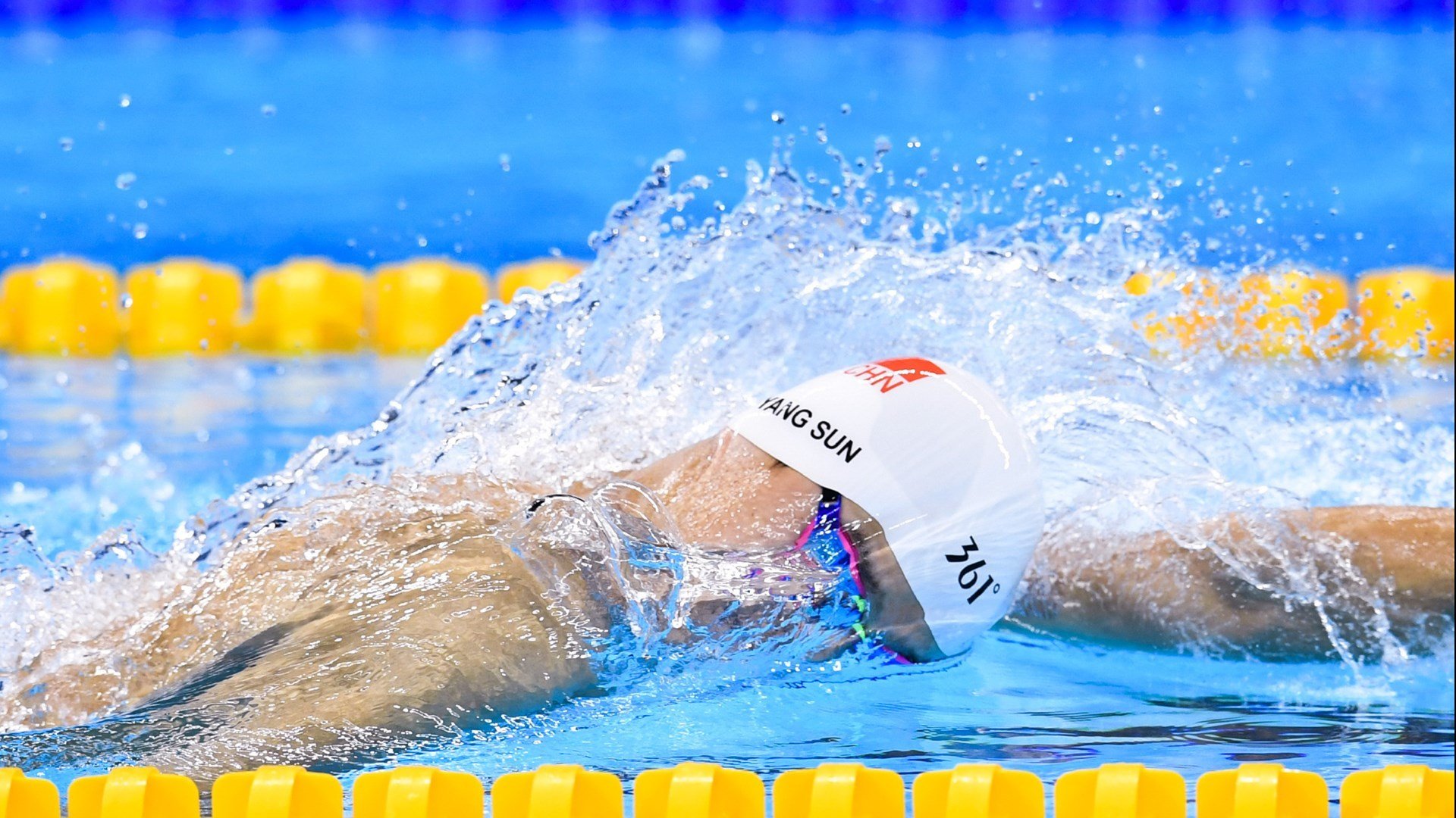 中国足球职业联赛球员身体素质提升明显,中国男足身体素质